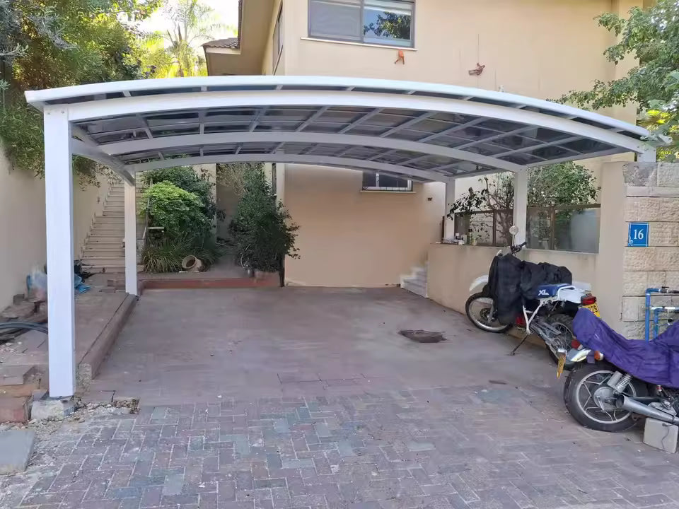 Colorbond® Steel vs. Powder-Coated Aluminium: Which Sustains the Aussie Sun Better?